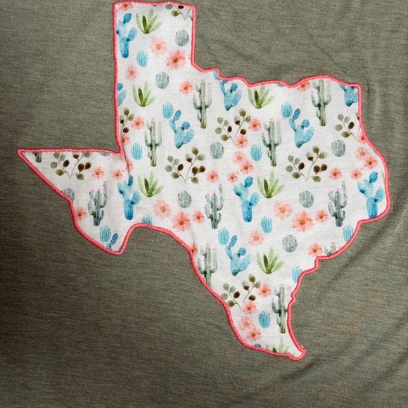 Southern Grace Texas Tee XL | Floral Cactus Texas Shirt | Gray Short Sleeve - Picture 2 of 5